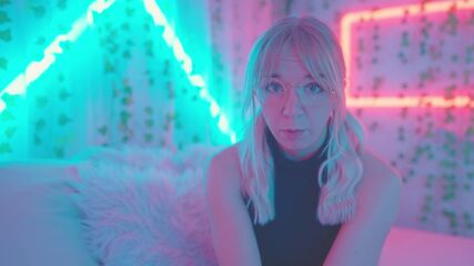 Step-Siblings Make XXX Porno